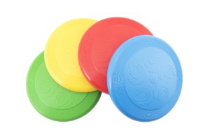Lietajci tanier Frisbee plast 23cm 4 farby 12m +